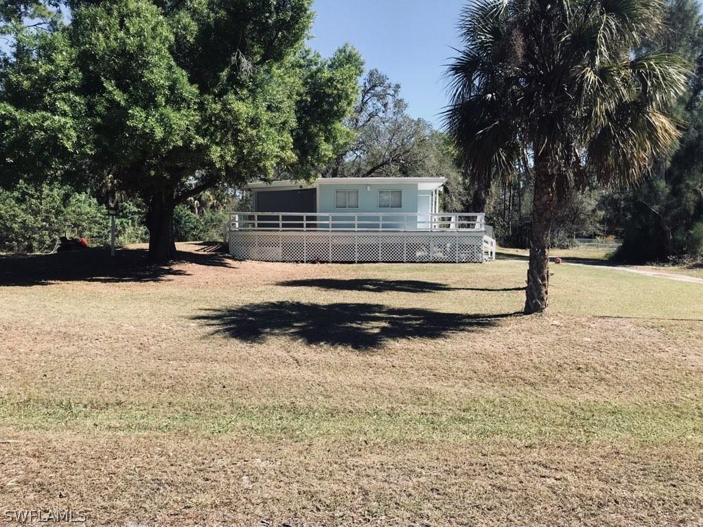 820 Sheldon Ave., Lehigh Acres, FL 33936