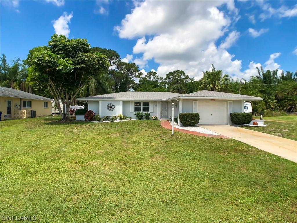2411 N Westwood Dr., Fort Myers, FL 33917