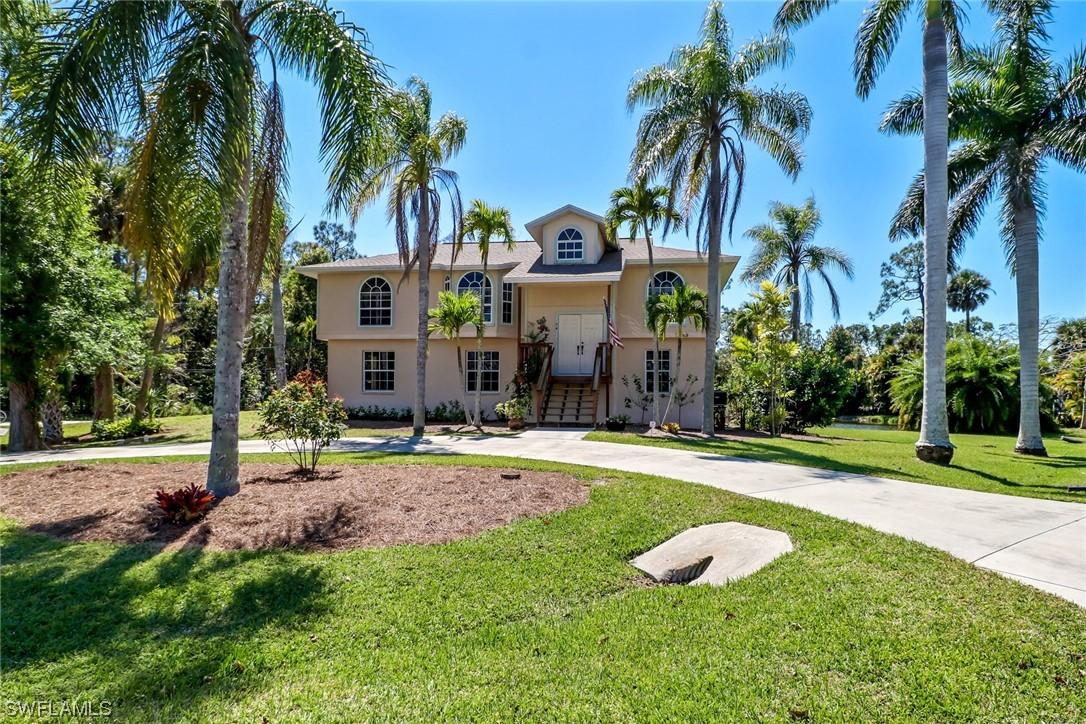 74 Colonial Dr., Naples, FL 34112
