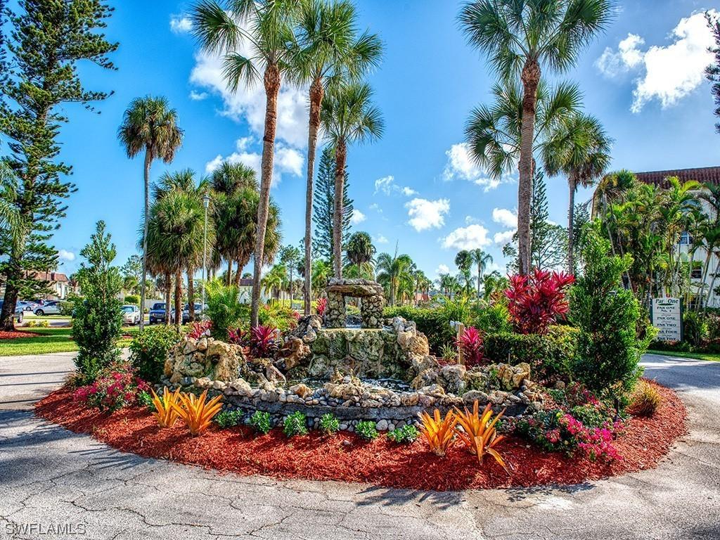 4158 27th Ct. #105, Naples, FL 34116