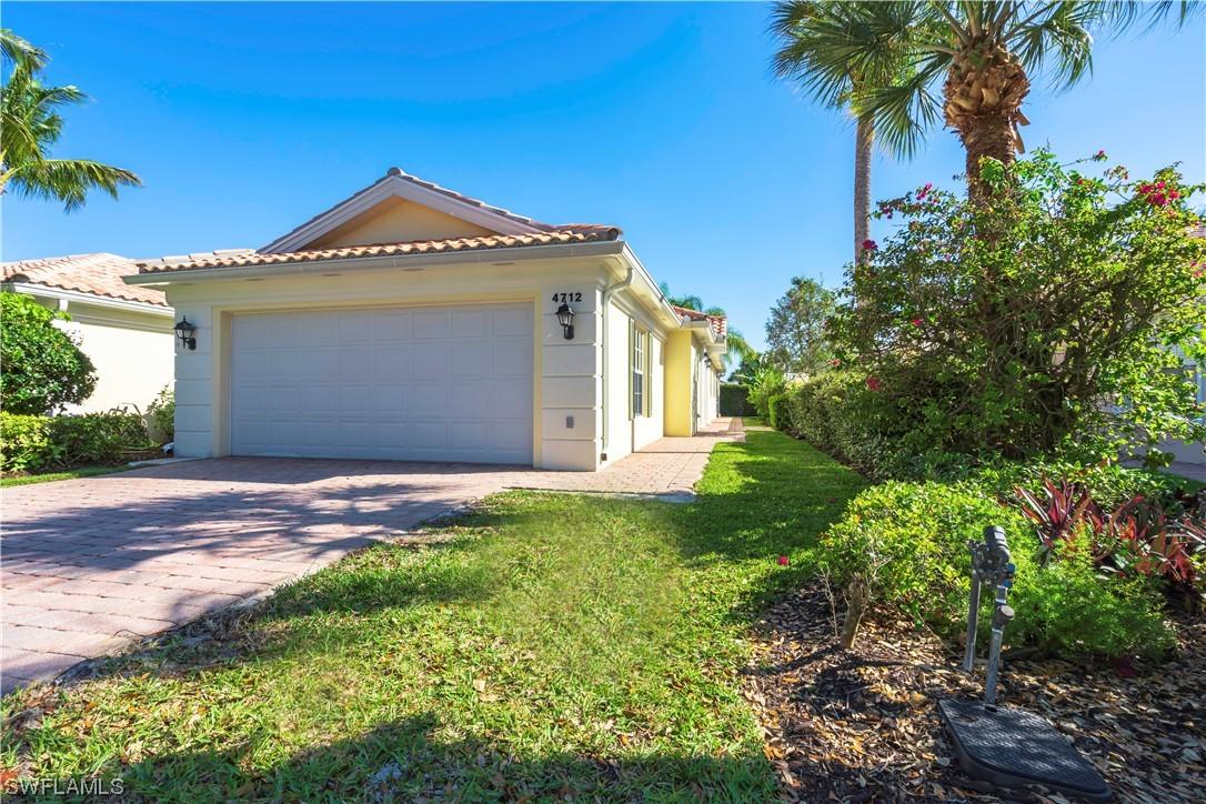 4712 Maupiti Way, Naples, FL 34119