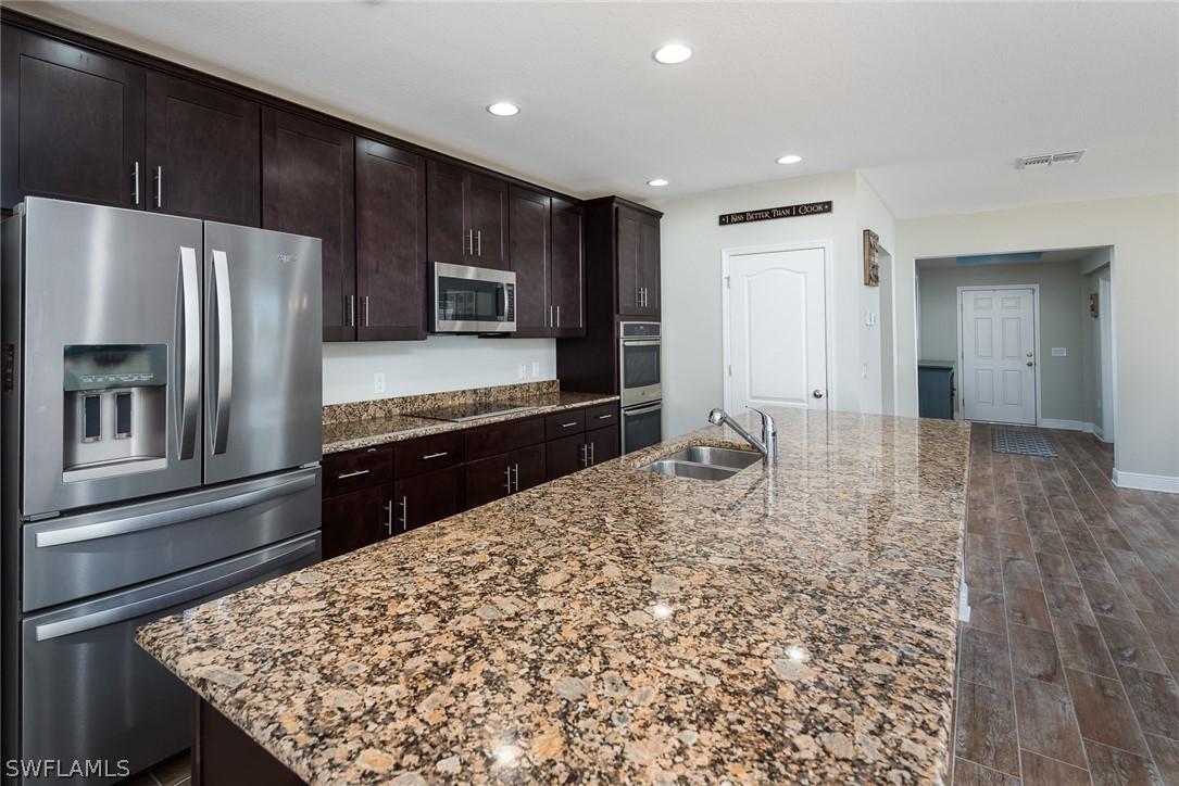 1729 SW 38th Ln., Cape Coral, FL 33914