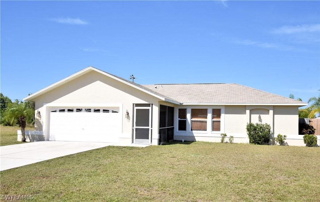 1426 SE 8th Pl., Cape Coral, FL 33990