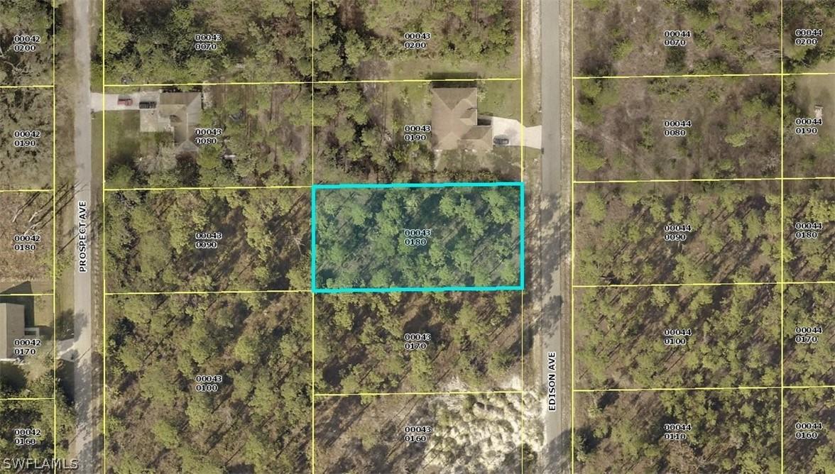 1109 Edison Ave., Lehigh Acres, FL 33972