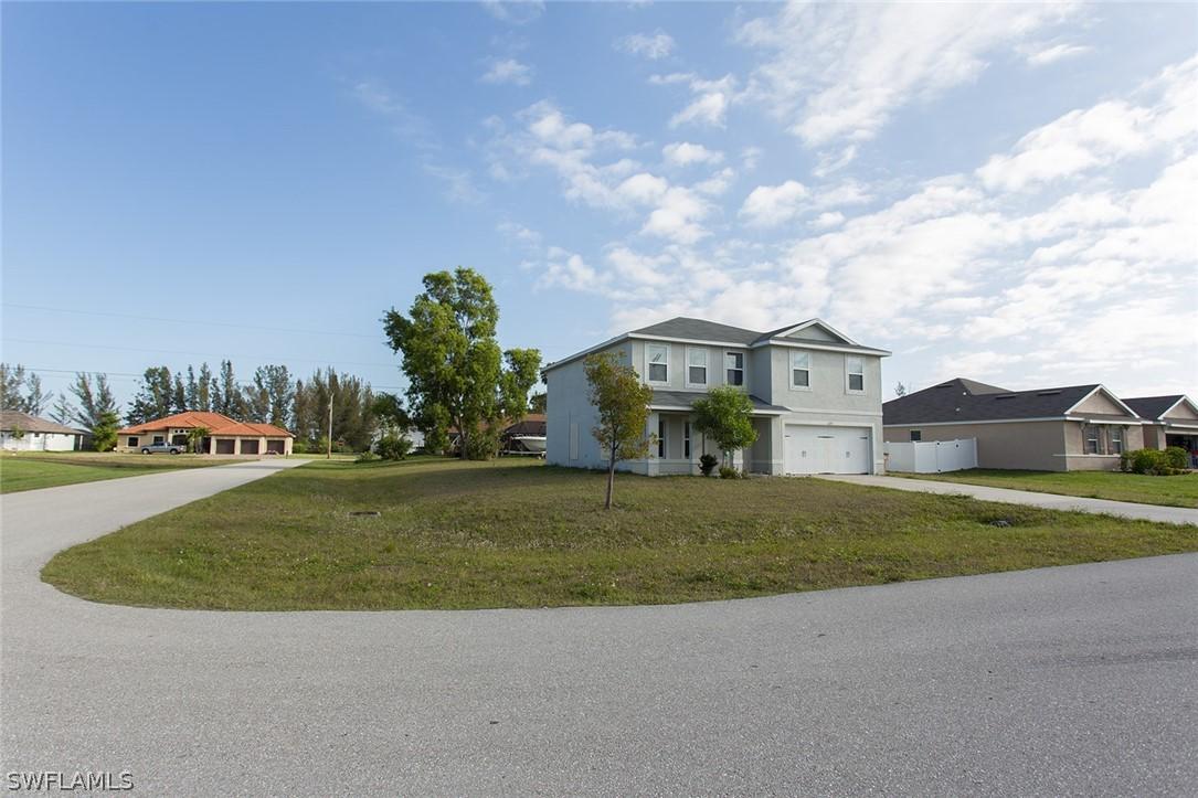 225 SW 21st Ter., Cape Coral, FL 33991