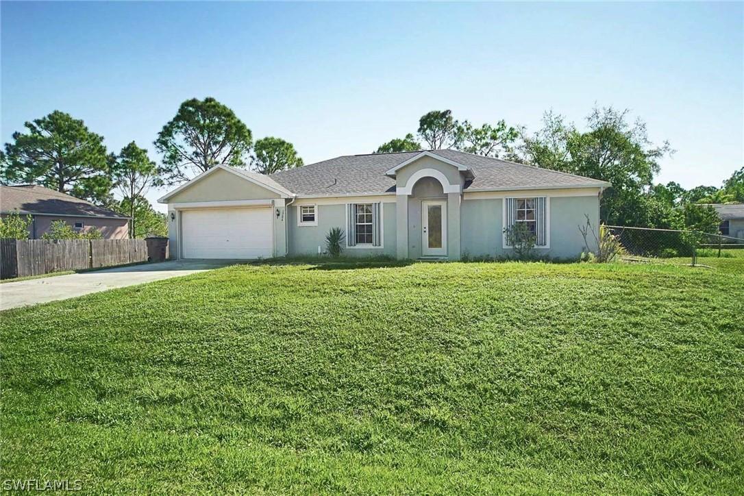 1704 Dale Ave., Lehigh Acres, FL 33971
