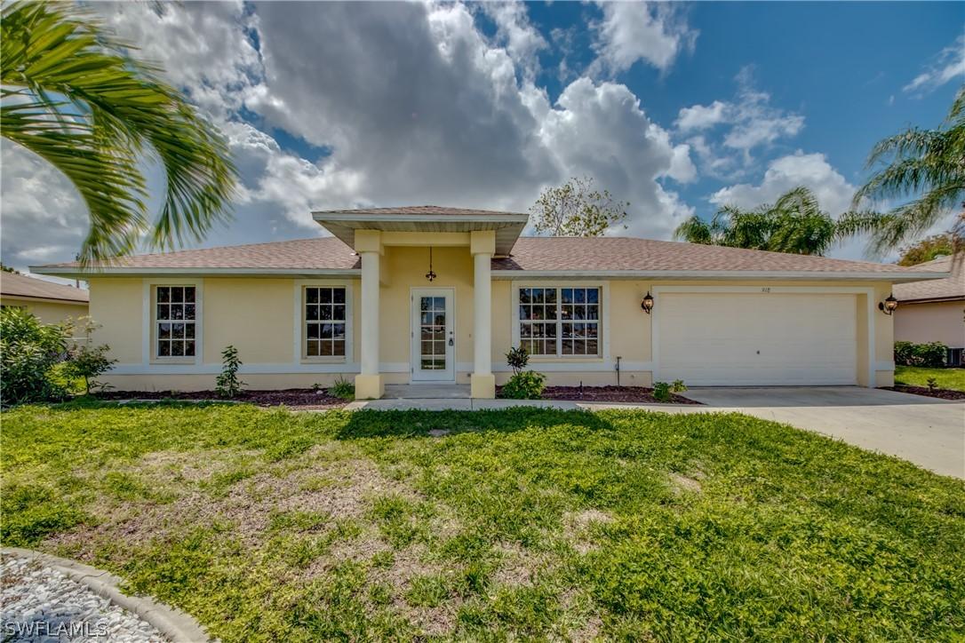 918 SE 25th Ter., Cape Coral, FL 33904