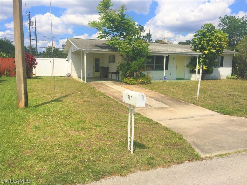 707 Alcala Ave., Lehigh Acres, FL 33936