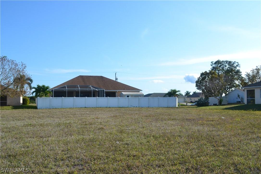 1718 NW 18th Ter., Cape Coral, FL 33993