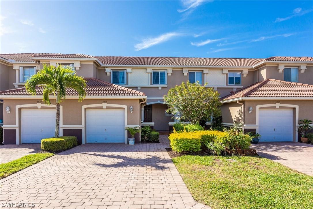 9523 Roundstone Cir., Fort Myers, FL 33967