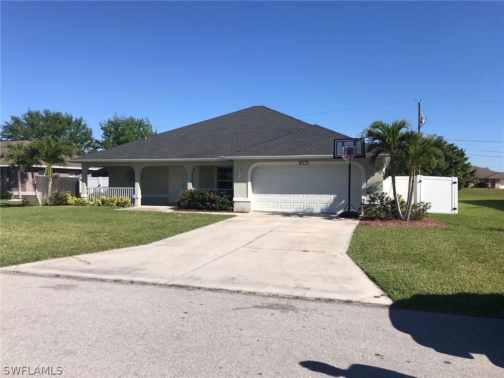 537 SE 1st St., Cape Coral, FL 33990