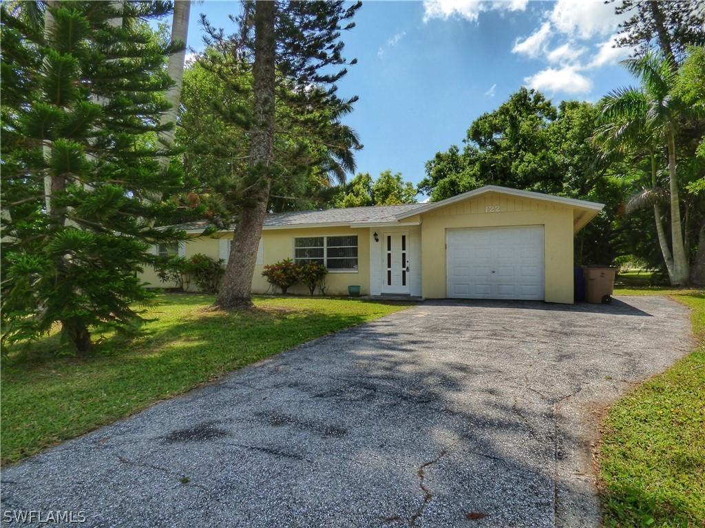 122 Coral Dr., Fort Myers, FL 33905