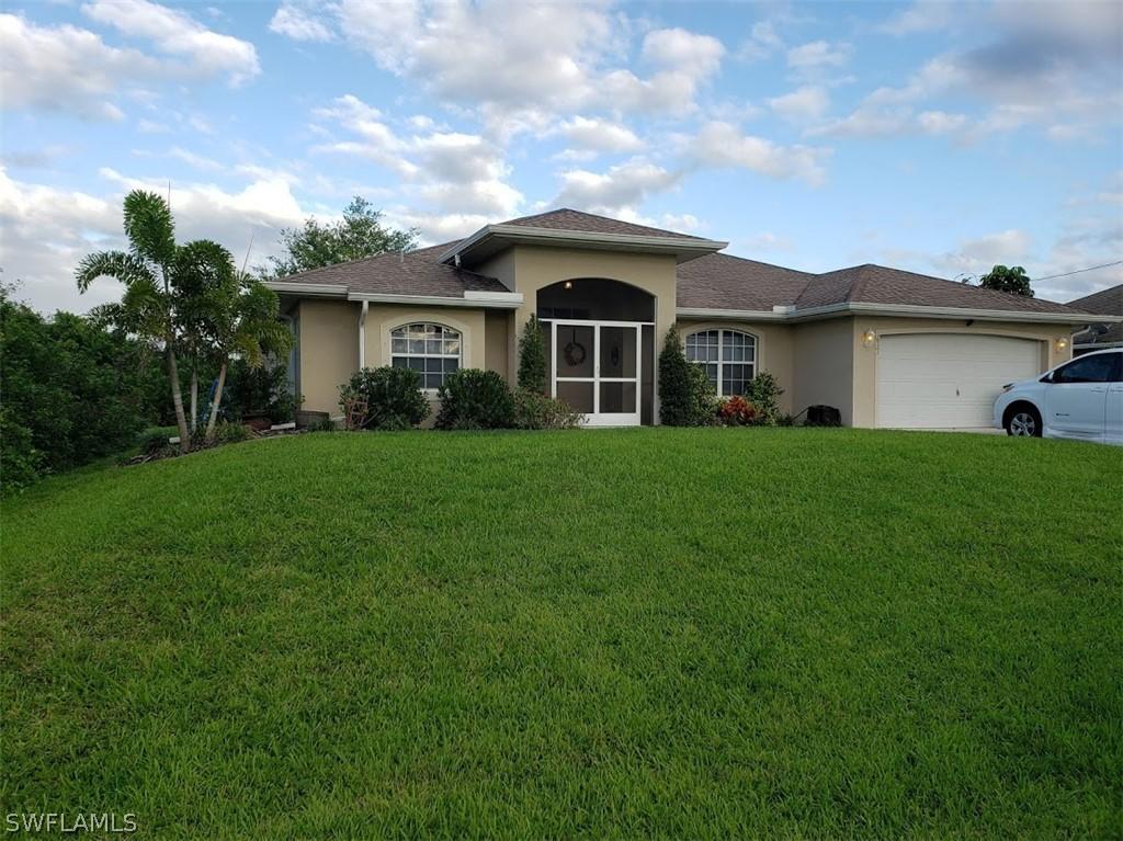 2921 NE Juanita Pl., Cape Coral, FL 33909