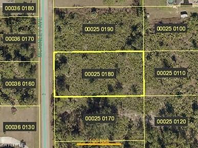 606 Mckinley Ave., Lehigh Acres, FL 33972