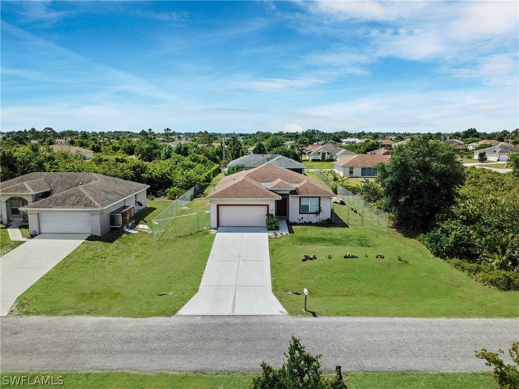 3215 9th St., Lehigh Acres, FL 33976