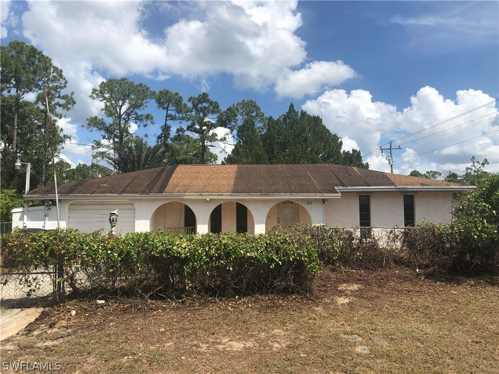 177 Blakely Ave., Lehigh Acres, FL 33974