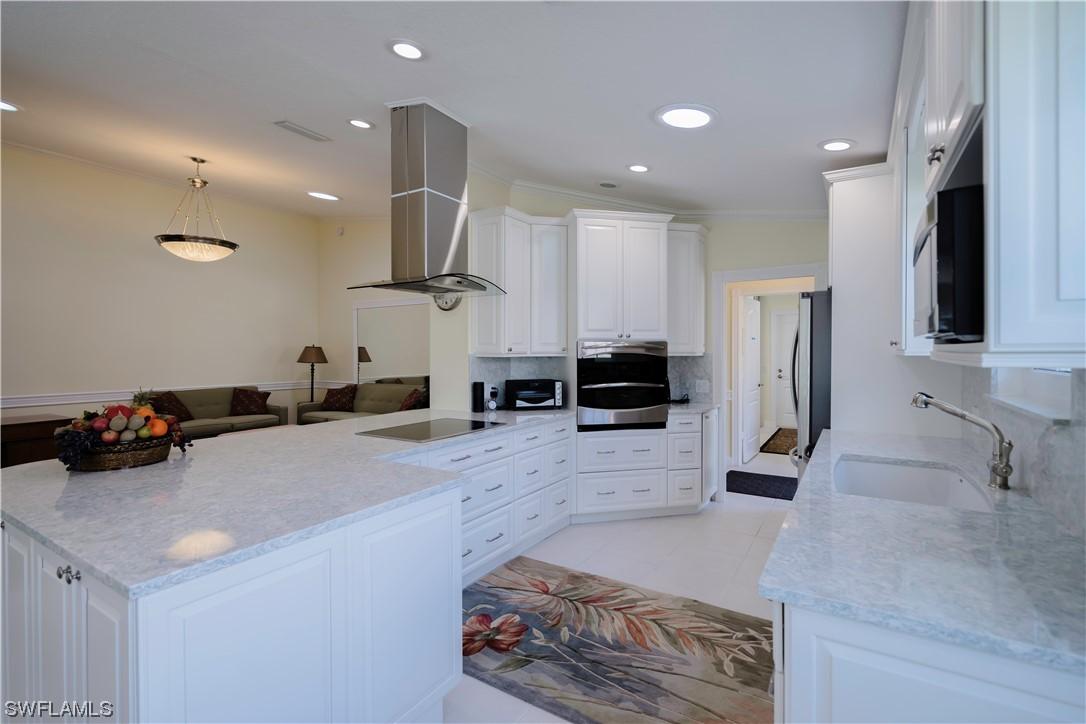 3714 Yakobi Ln., Naples, FL 34119