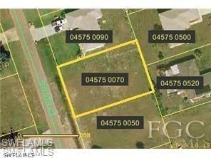 627 SW 9th Ct., Cape Coral, FL 33991