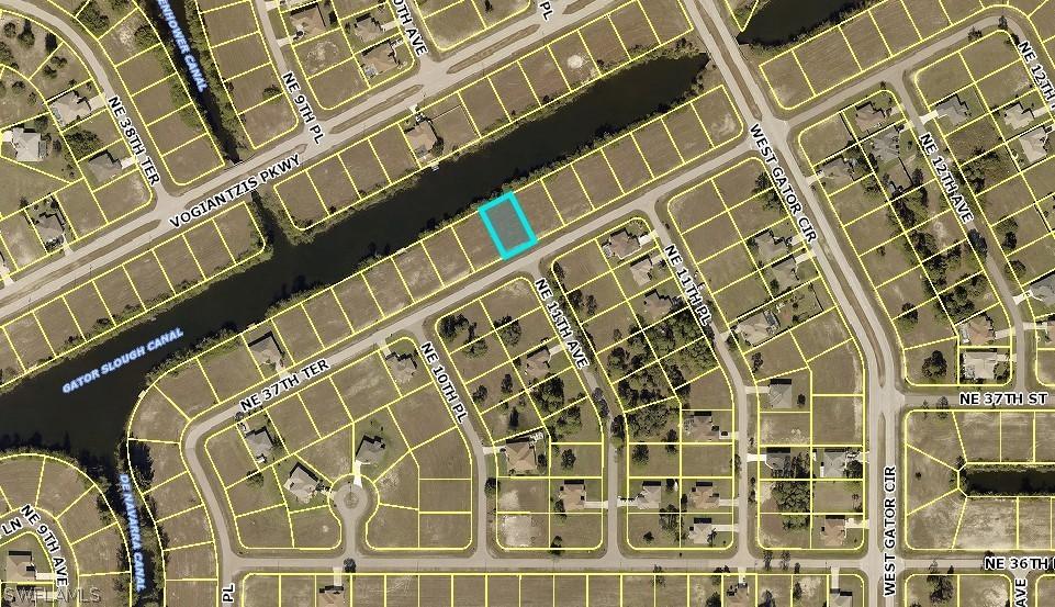 1023 NE 37th Ter., Cape Coral, FL 33909