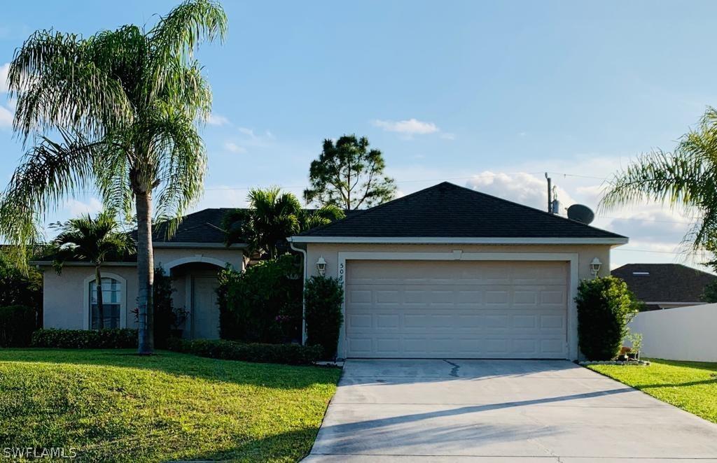 5011 Lee Cir., Lehigh Acres, FL 33971