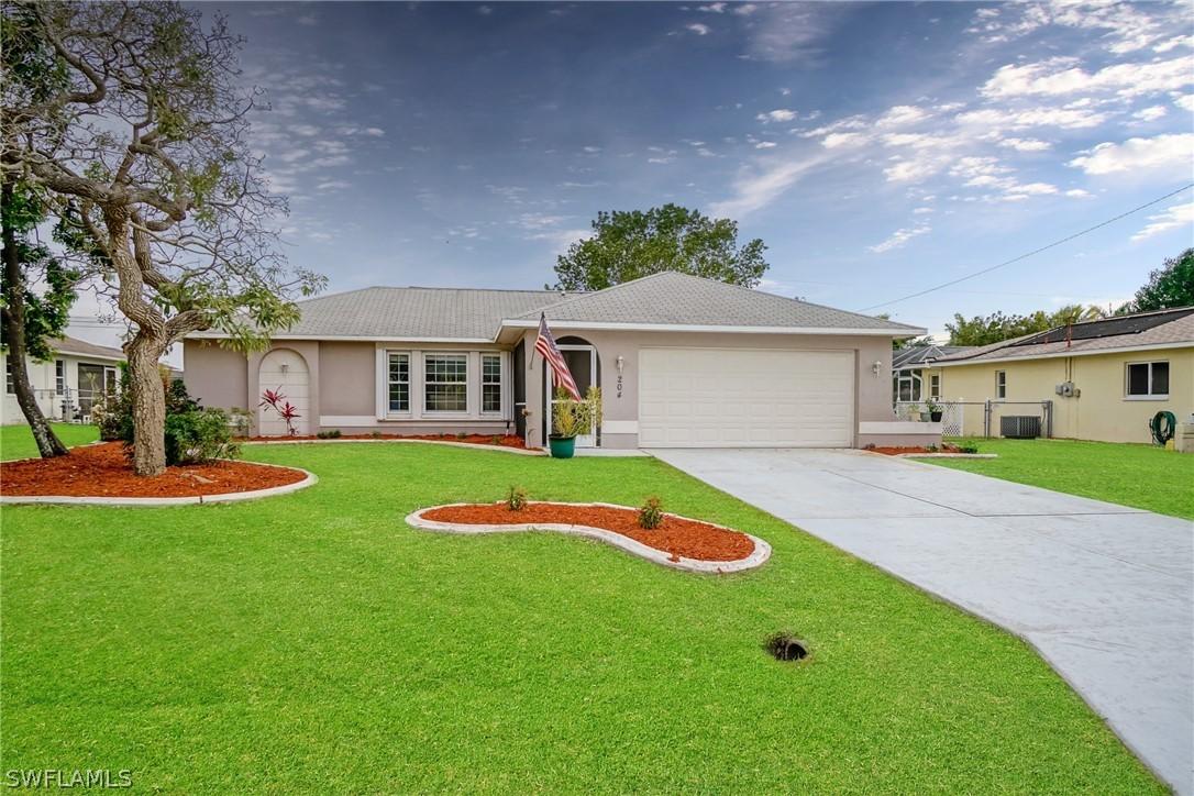 204 SE 21st Ln., Cape Coral, FL 33990