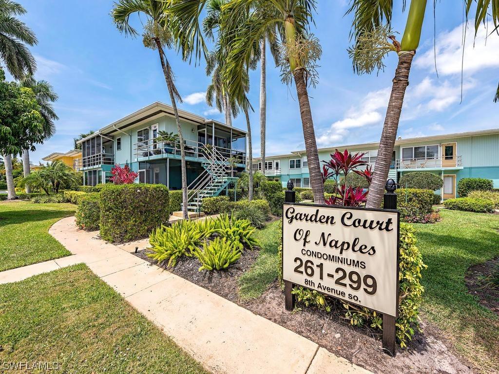 261 8th Ave., Naples, FL 34102