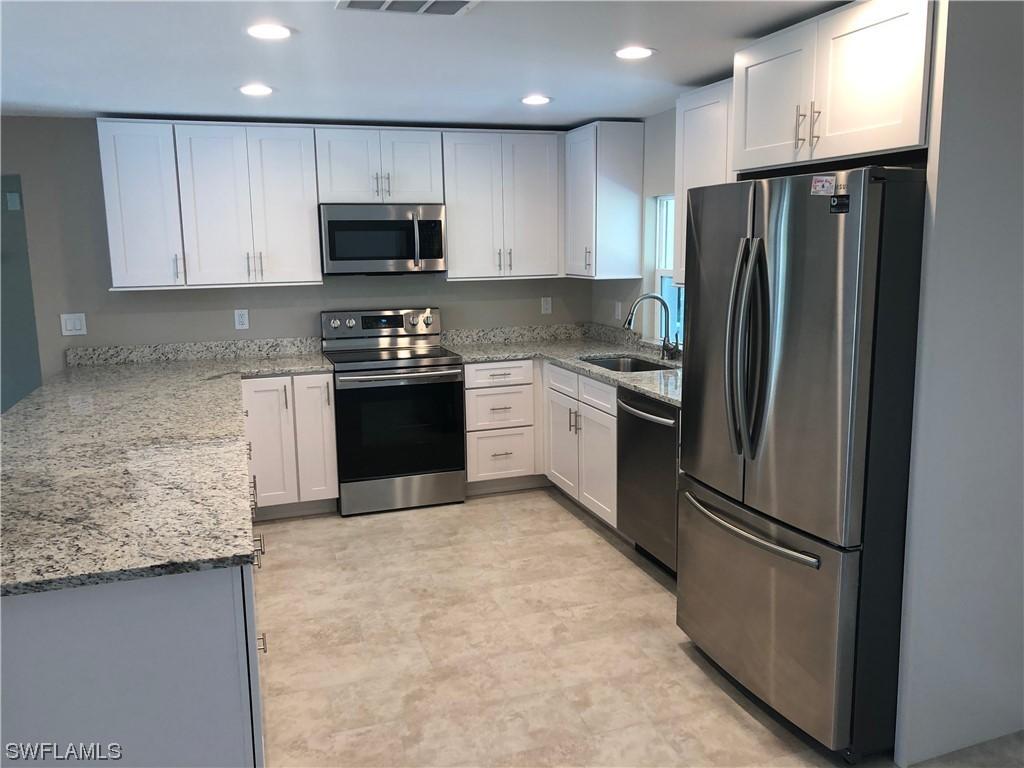 4110 3rd Ave., Naples, FL 34119