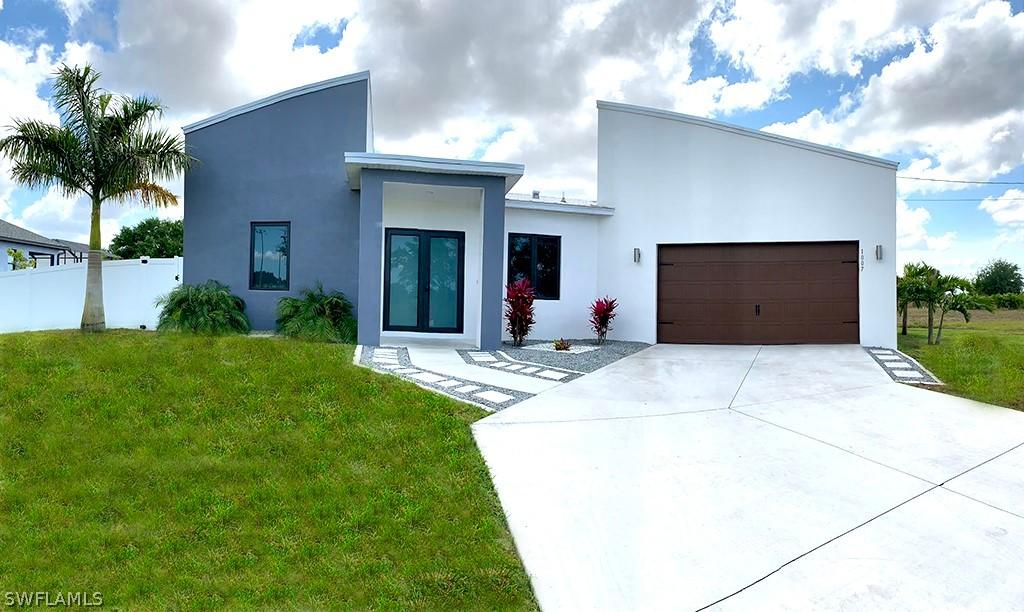 1007 NW 16th Pl., Cape Coral, FL 33993