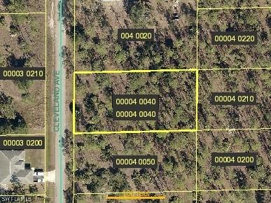 1218 Cleveland Ave., Lehigh Acres, FL 33972