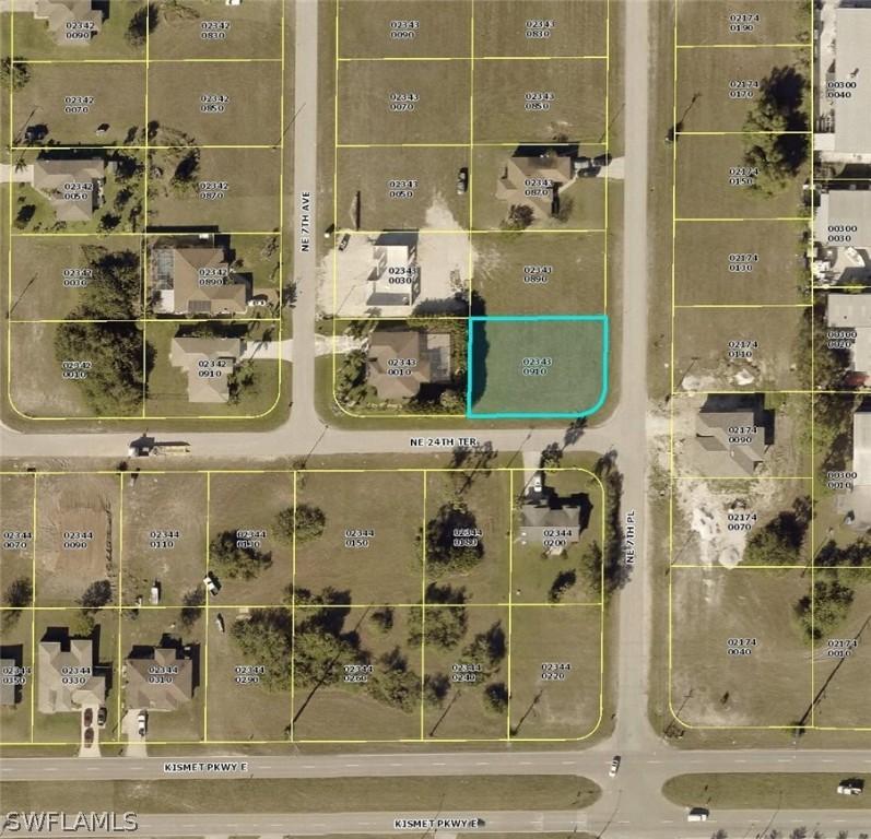 2416 NE 7th Pl., Cape Coral, FL 33909