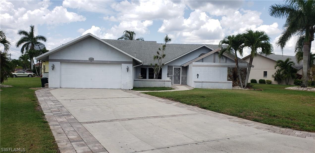 1727 Savona Pkwy., Cape Coral, FL 33904