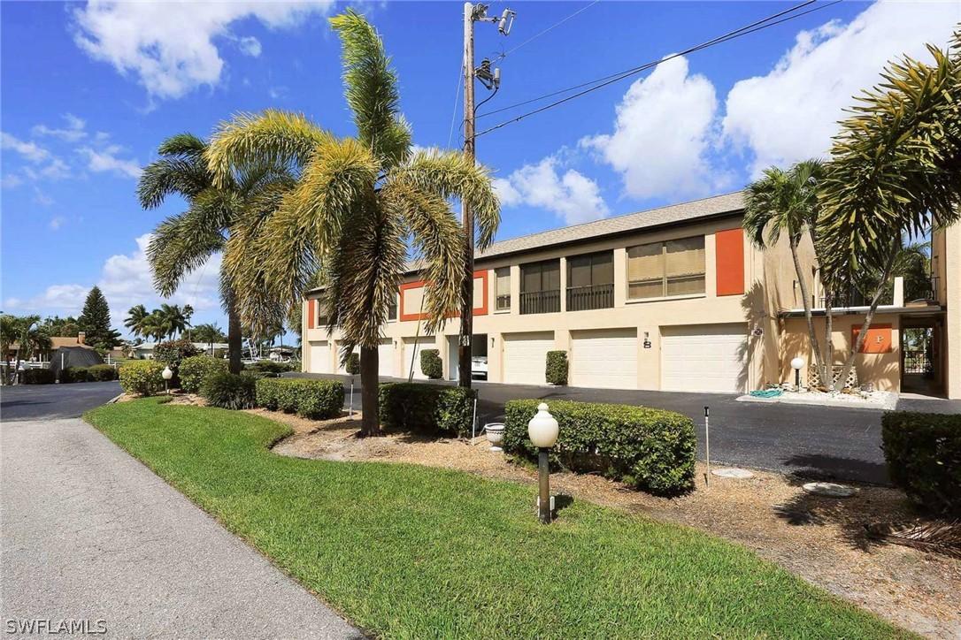 1903 SE 40th Ter. #106, Cape Coral, FL 33904