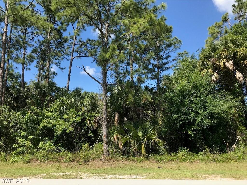 1421 Desoto Blvd., Naples, FL 34117