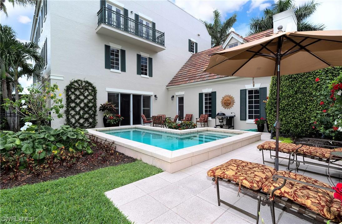 876 4th St. #15, Naples, FL 34102