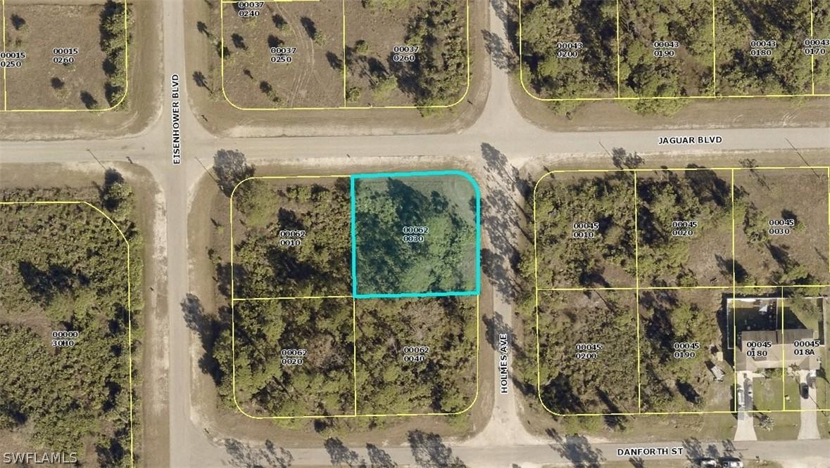 804 Holmes Ave., Lehigh Acres, FL 33974