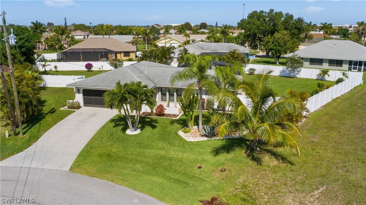 1107 SE 13th Ter., Cape Coral, FL 33990