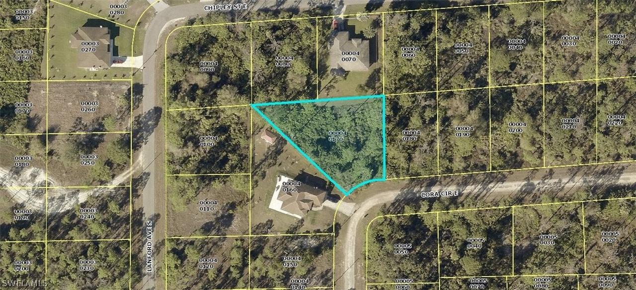 1121 Cora Cir., Lehigh Acres, FL 33974