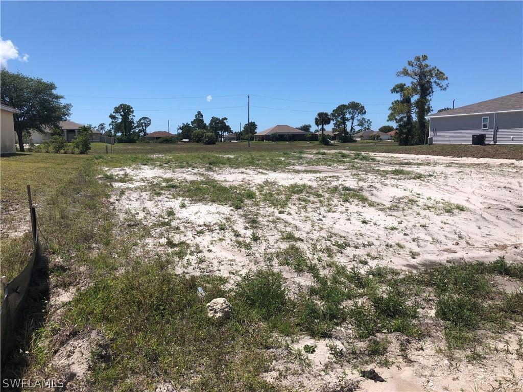 2426 NW 20th Ave., Cape Coral, FL 33993