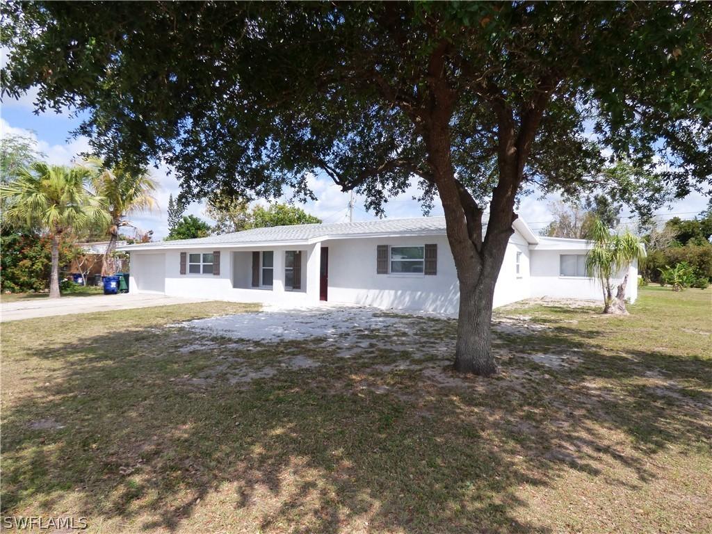 503 Wyoming Rd., Lehigh Acres, FL 33936