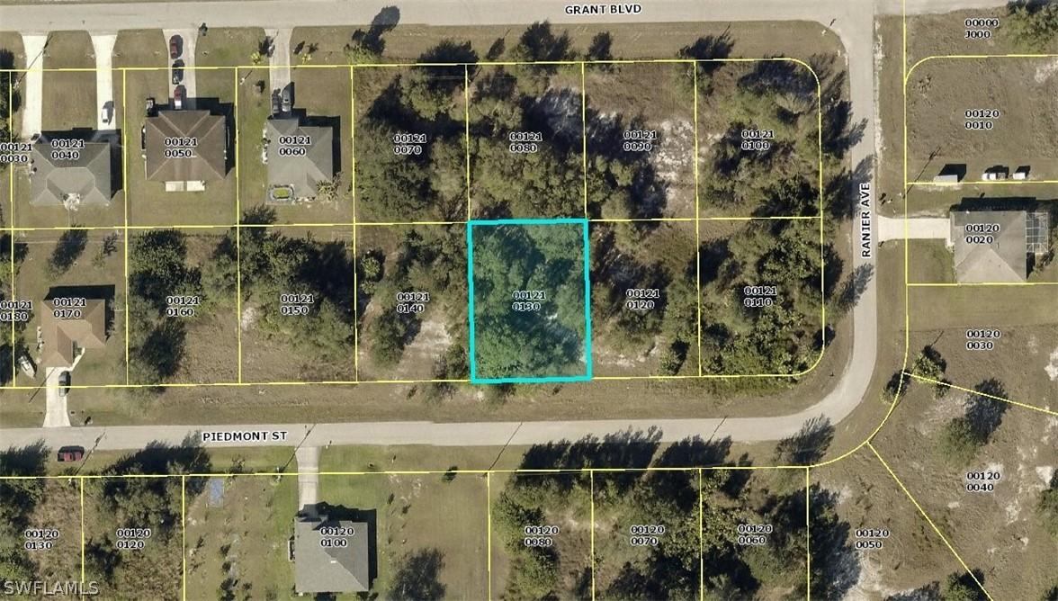 529/531 Piedmont St., Lehigh Acres, FL 33974