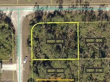 217 Pinola Ave., Lehigh Acres, FL 33974