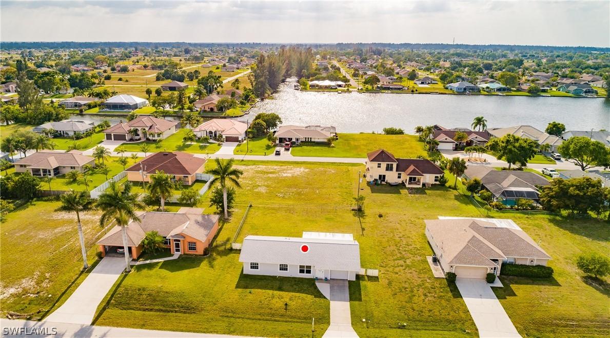 1230 SW 4th Pl., Cape Coral, FL 33991