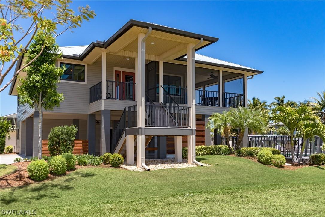 2324 Sapodilla Ln., St. James City, FL 33956
