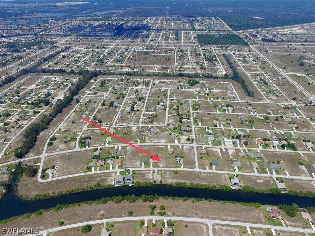 1901 NW 17th Ter., Cape Coral, FL 33993