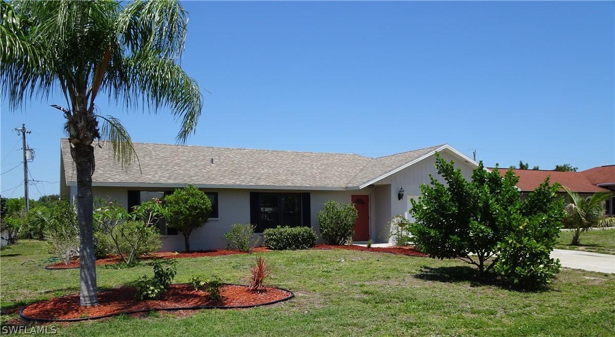 905 SE 17th Ter., Cape Coral, FL 33990