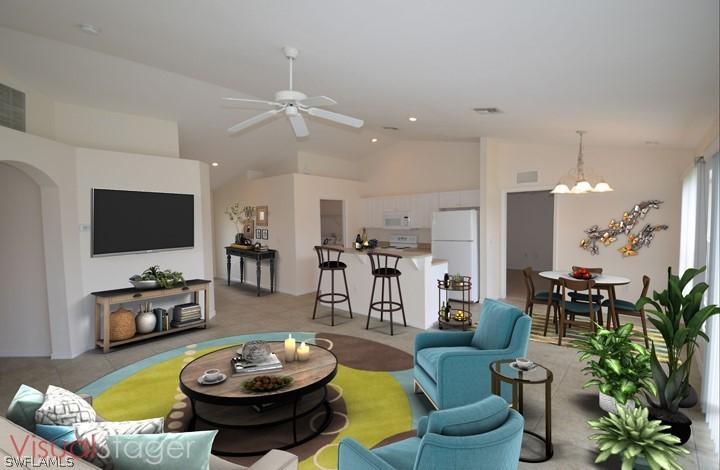 4915 Beauty St., Lehigh Acres, FL 33971