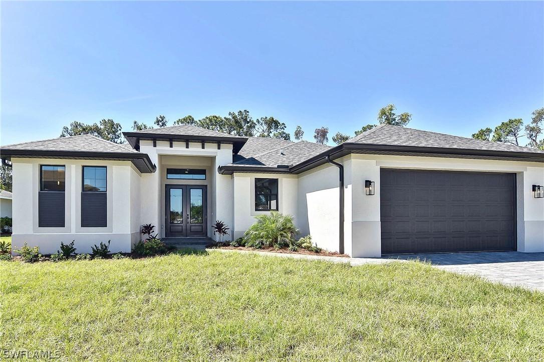 8332 Cypress Dr., Fort Myers, FL 33967
