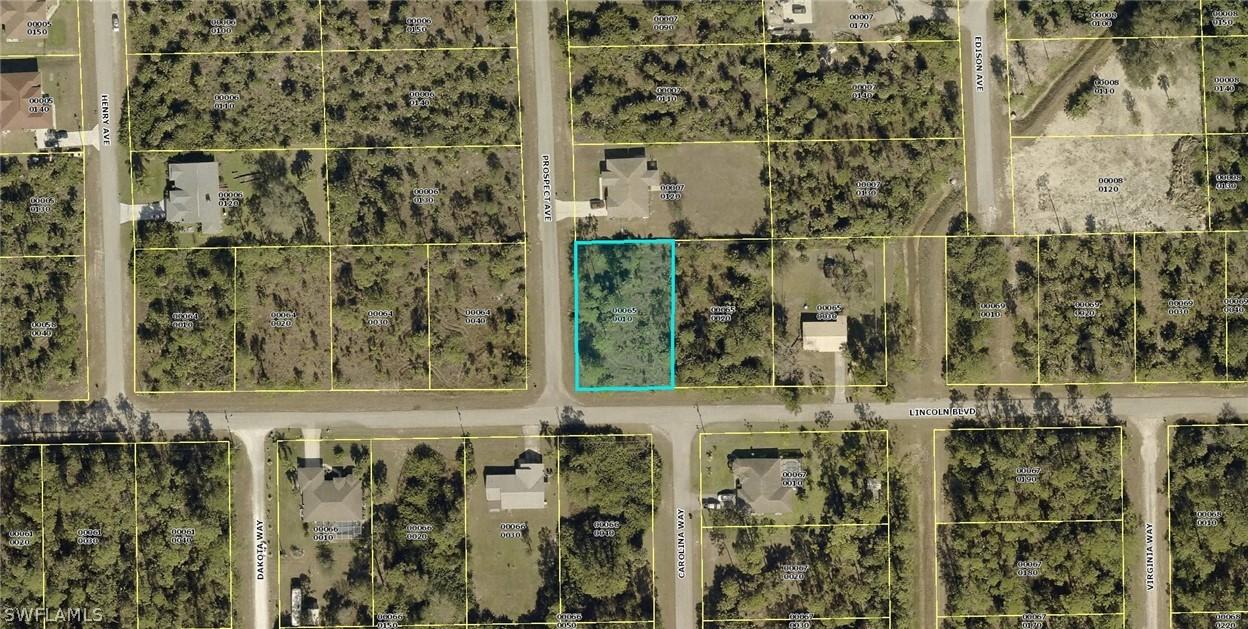 404 Lincoln Blvd., Lehigh Acres, FL 33936