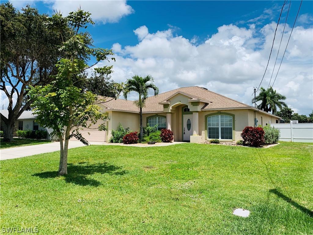 237 SW 43rd Ln., Cape Coral, FL 33914