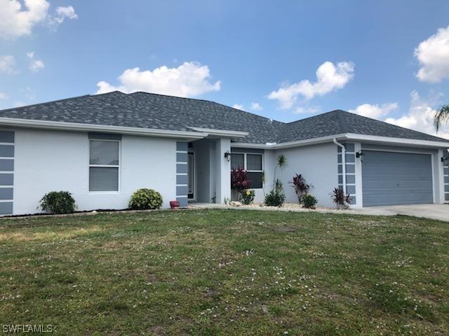 5901 Paula Ave., Lehigh Acres, FL 33971